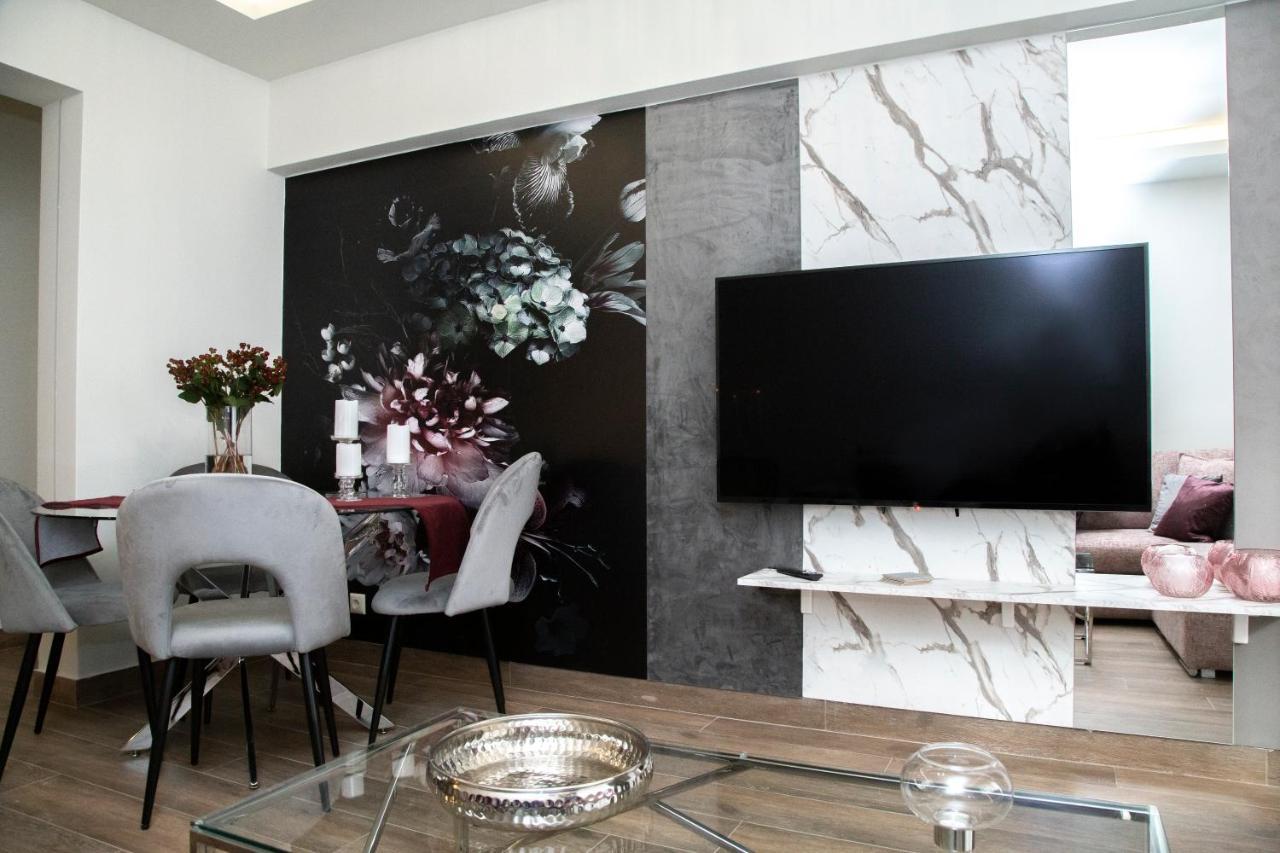 Deka Luxury Apartment Tríkala Dış mekan fotoğraf